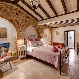 Pablito House-Seaview Monemvasia Nests
